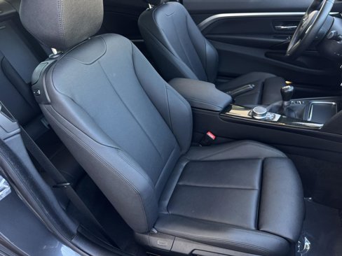 Used 2020 BMW 430i Coupe w/ M Sport Package image 23
