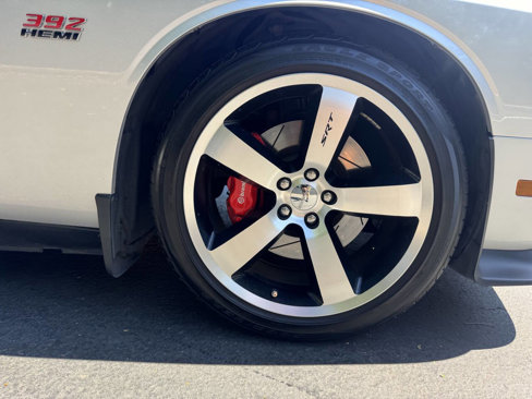 Used 2012 Dodge Challenger SRT8 w/ Premium Sound Group image 17