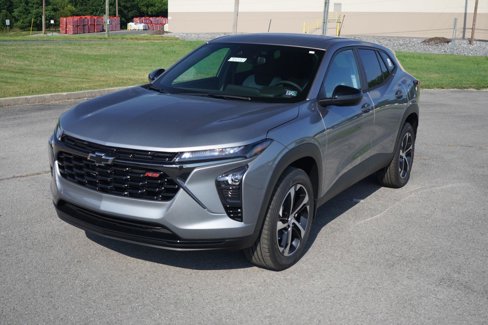 New 2025 Chevrolet Trax RS image 8