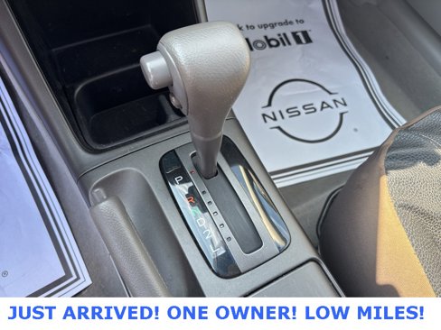 Used 2004 Toyota Camry LE image 13