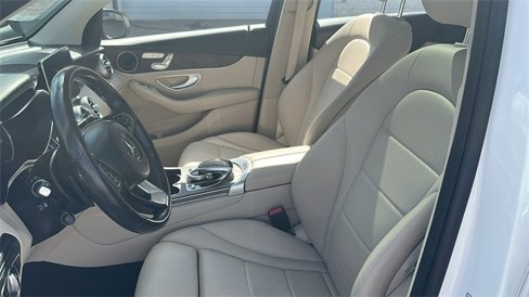 Used 2019 Mercedes-Benz GLC 300 4MATIC image 28