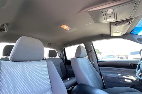 Used 2014 Toyota Tacoma PreRunner image 23