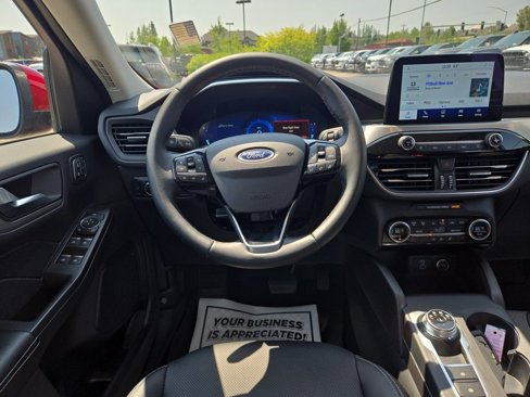 Used 2021 Ford Escape Titanium image 19
