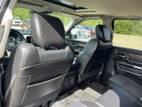 Used 2016 RAM 1500 Laramie w/ Convenience Group image 24