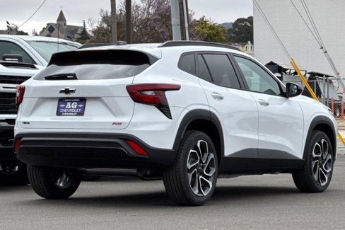 New 2025 Chevrolet Trax RS w/ Driver Confidence Package image 4