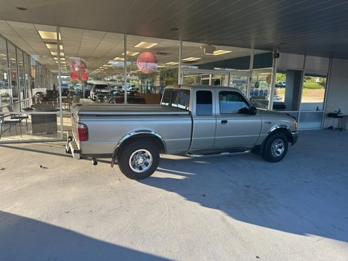 Used 2004 Ford Ranger XLT image 2