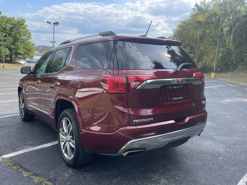 Used 2017 GMC Acadia Denali w/ Technology Package image 5