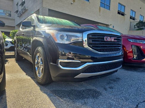 Used 2019 GMC Acadia SLE image 2