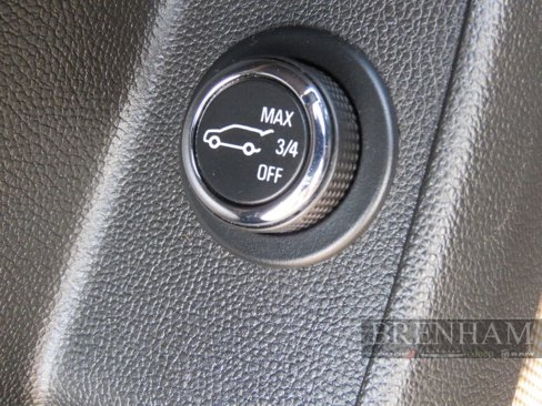 Used 2022 Chevrolet Traverse LT image 14