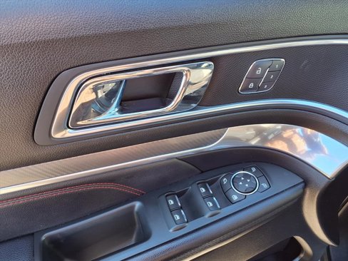 Used 2018 Ford Explorer Sport w/ Equipment Group 401A image 19