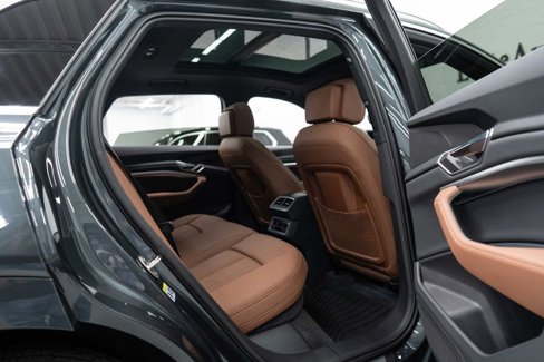 Used 2021 Audi e-tron Premium image 14