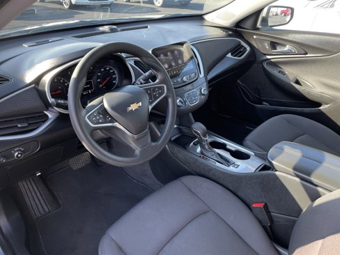 Used 2024 Chevrolet Malibu LT image 9