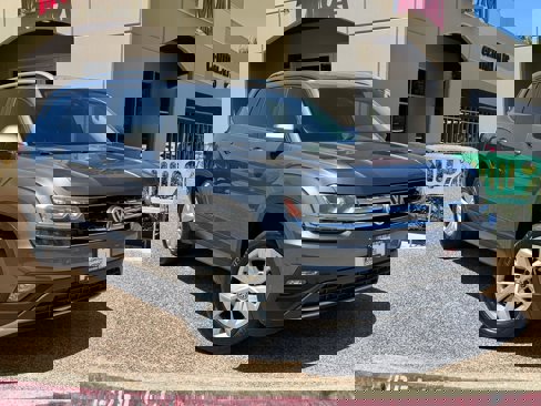 Used 2019 Volkswagen Atlas SE image 1
