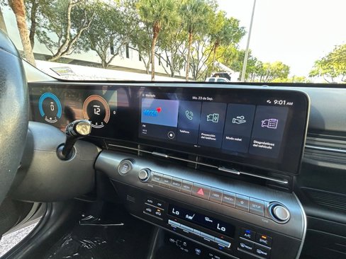 Used 2024 Hyundai Kona SEL image 21