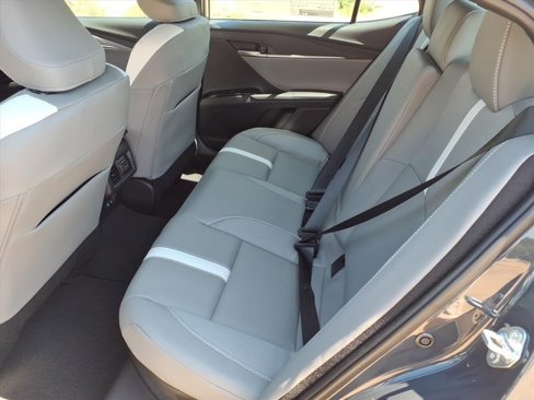 New 2025 Toyota Camry SE image 15