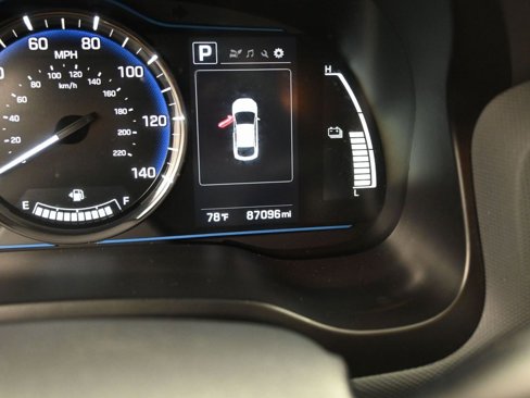 Used 2018 Hyundai Ioniq Blue image 19