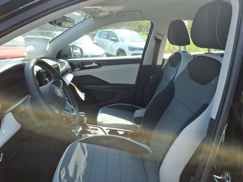 New 2025 Volkswagen Taos S image 15