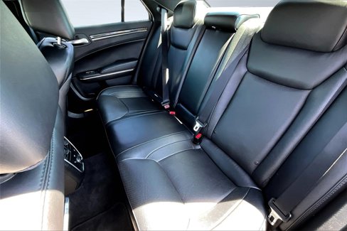 Used 2013 Chrysler 300 C image 26
