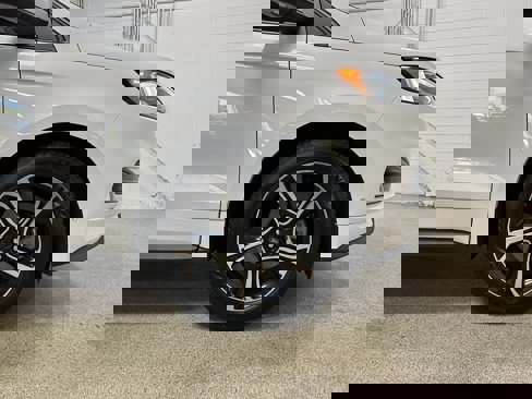 Used 2020 Ford Edge ST w/ Equipment Group 401A image 39