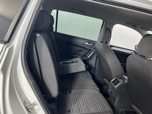 Used 2022 Volkswagen Tiguan S image 30