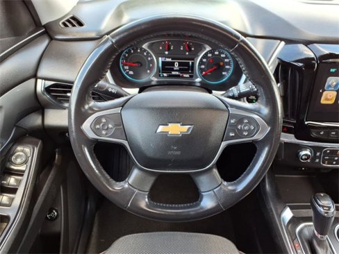 Used 2018 Chevrolet Traverse LT image 18