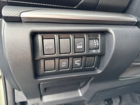 Used 2020 Subaru Forester Premium image 24