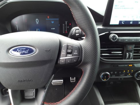 Certified 2024 Ford Escape ST-Line image 13
