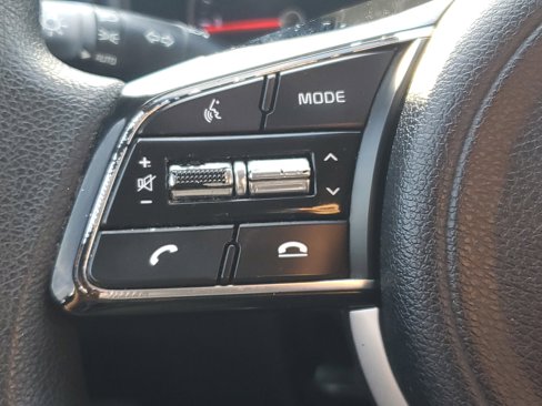 Used 2022 Kia Sportage LX image 25