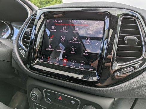 Used 2017 Jeep Compass Limited w/ Navigation Group image 5