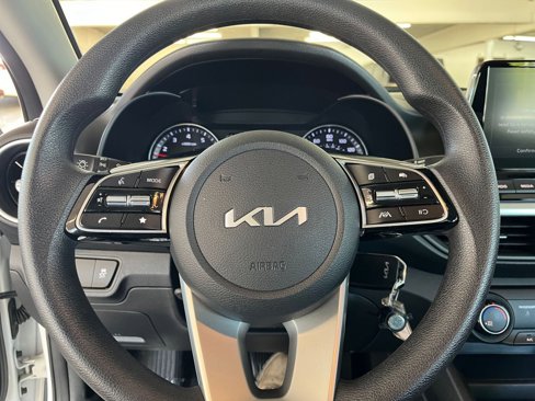Used 2024 Kia Forte LXS image 28