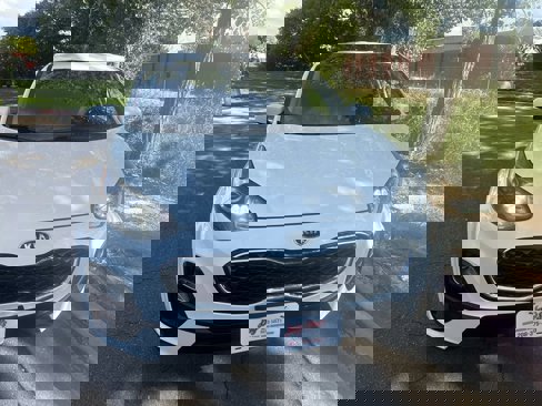 Used 2021 Kia Sportage LX image 11