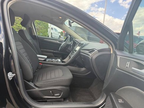 Certified 2018 Ford Fusion SE image 27