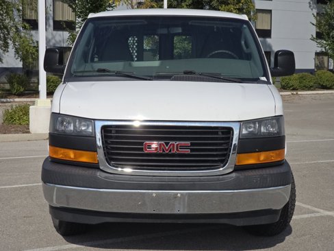 Used 2017 GMC Savana 2500 image 9