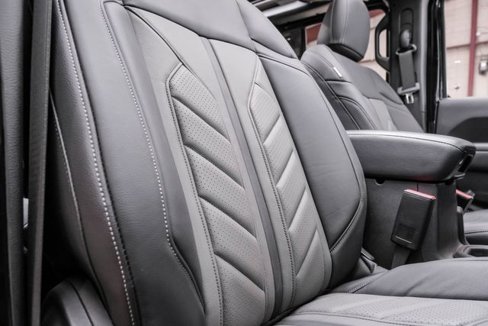 Used 2024 Jeep Wrangler Unlimited Sport image 14