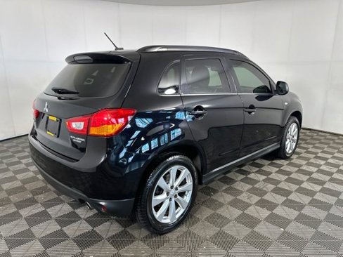 Used 2015 Mitsubishi Outlander Sport SE image 3