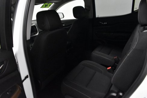 Used 2022 GMC Acadia SLE w/ Driver Convenience Package image 16