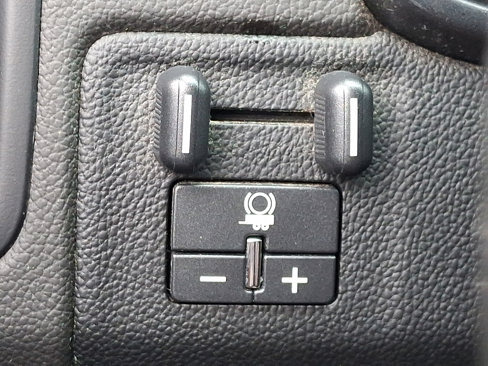 Used 2019 Chevrolet Colorado LT w/ LT Convenience Package image 24