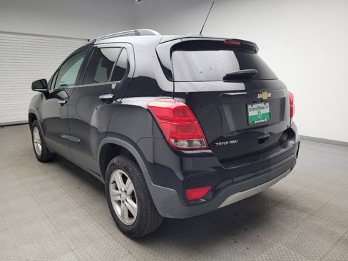 Used 2017 Chevrolet Trax LT w/ LT Convenience Package image 5
