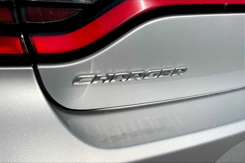 Used 2022 Dodge Charger SXT w/ Leather Interior Group image 9