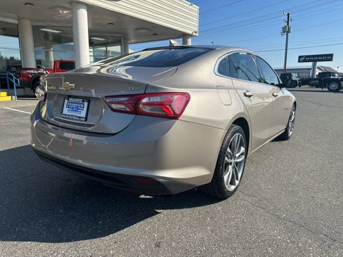 Used 2022 Chevrolet Malibu LT image 3