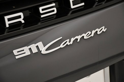 Used 2025 Porsche 911 Carrera image 11