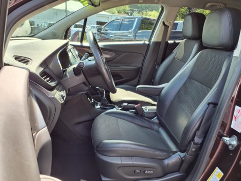 Used 2018 Buick Encore Sport Touring image 8
