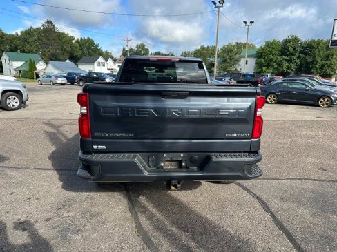 Used 2021 Chevrolet Silverado 1500 Custom w/ Safety Confidence Package image 5