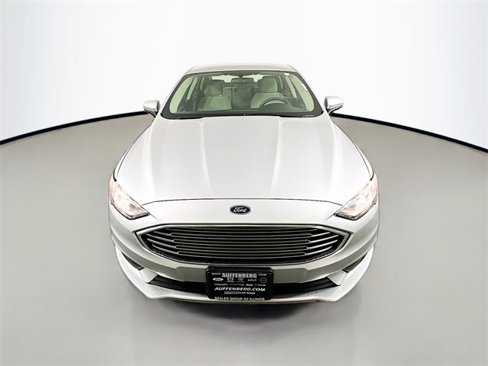 Used 2018 Ford Fusion S image 2
