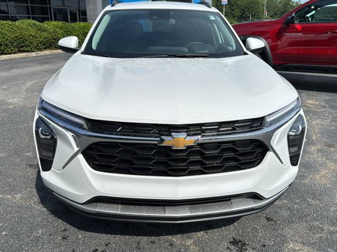 New 2025 Chevrolet Trax LT w/ Driver Confidence Package image 7