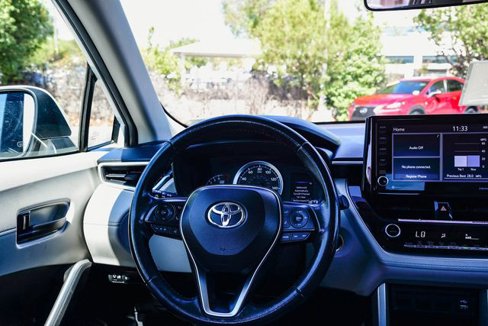 Certified 2022 Toyota Corolla Cross LE image 18