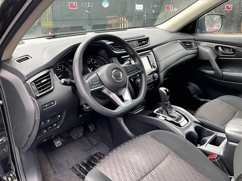 Used 2019 Nissan Rogue S image 14