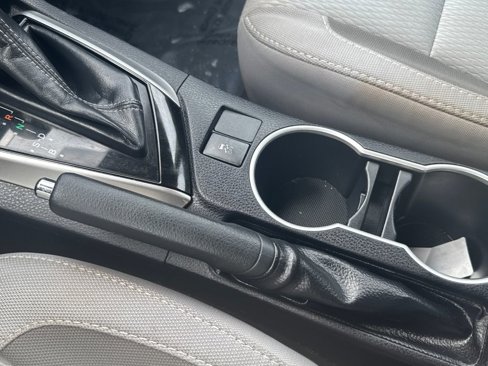 Used 2017 Toyota Corolla LE image 25