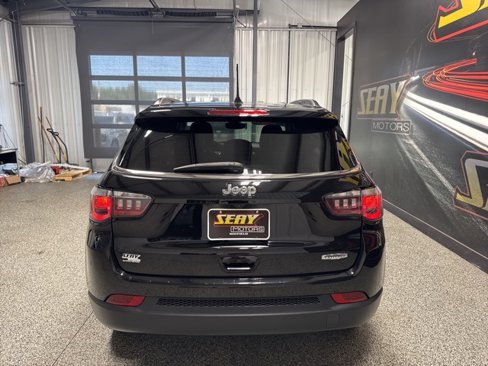 Used 2022 Jeep Compass Latitude image 18