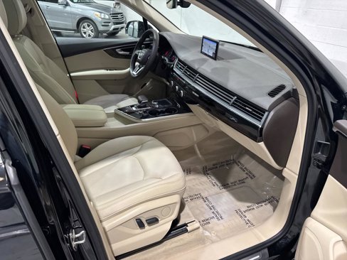 Used 2017 Audi Q7 3.0T Premium Plus image 47